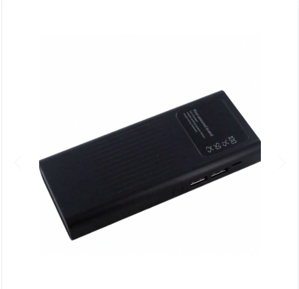Power bank negro con dos puertos USB vista lateral
